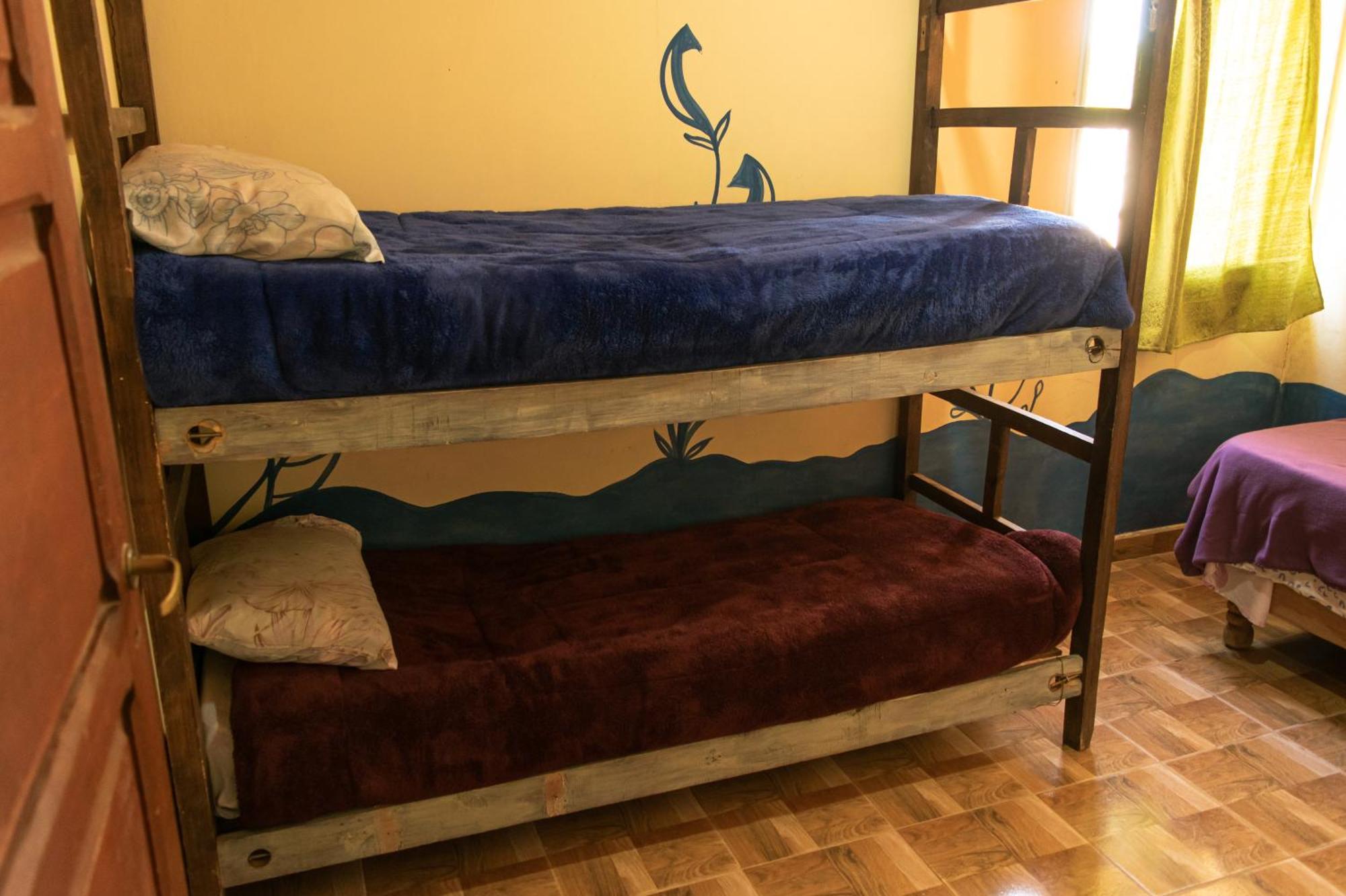 Acusi Hostel Camping Humahuaca Luaran gambar